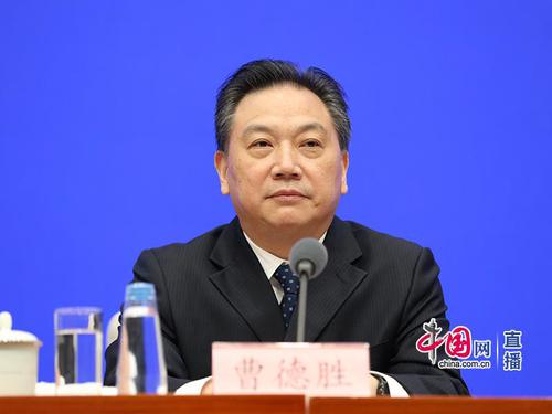 交通运输部：将推动电池、清洁燃料等在船舶上应用