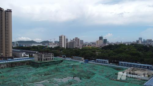 中海32.8亿夺得万科佛山退出地块，实际楼面单价超2.3万元创新高