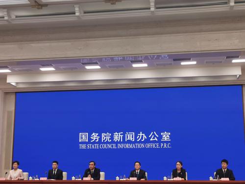 国家卫健委：加快优质医疗资源扩容和区域均衡布局 提高卫生健康供给质量和服务水平