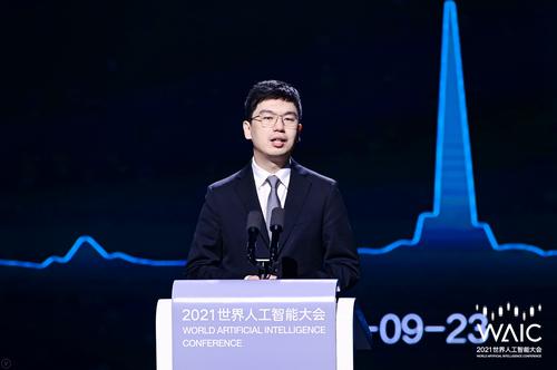 商汤科技联合创始人徐立：人工智能算力是推动机器猜想的基础要素 算法越先进，算力需求反而越大