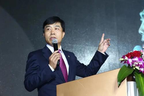 吴一坚的“金花系”，再经不起一次拍卖