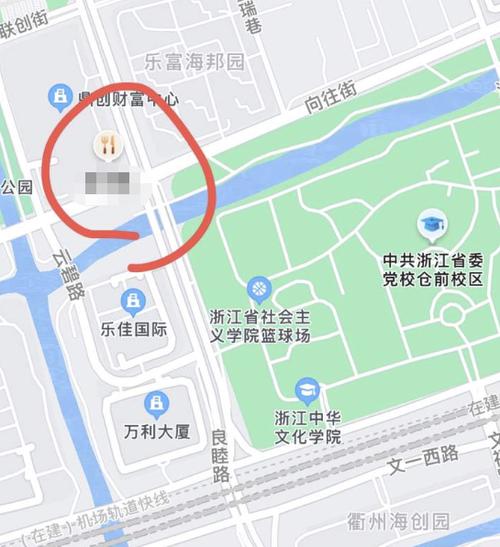 700多万人围观！男星一段视频冲上热搜，城管却说：违规，得罚！