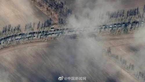 美国提供导弹欧盟提供战机，乌克兰火线入欧？欧盟对俄关闭领空，大批俄军集结开往基辅，乌谈判代表团抵达白俄罗斯