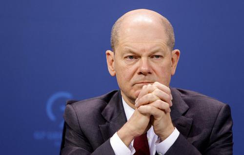 德国向乌克兰提供5000顶头盔，51%的德国人希望默克尔出马调停