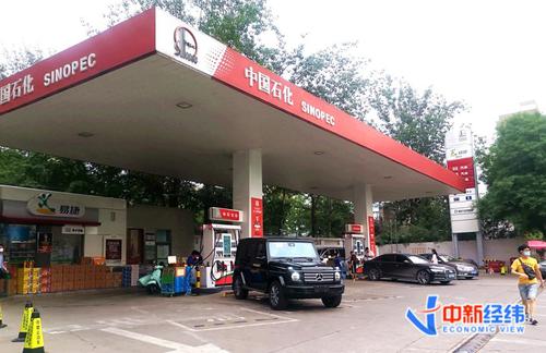 车主注意！油价“五连涨”来袭，部分地区汽油或进入“8时代”