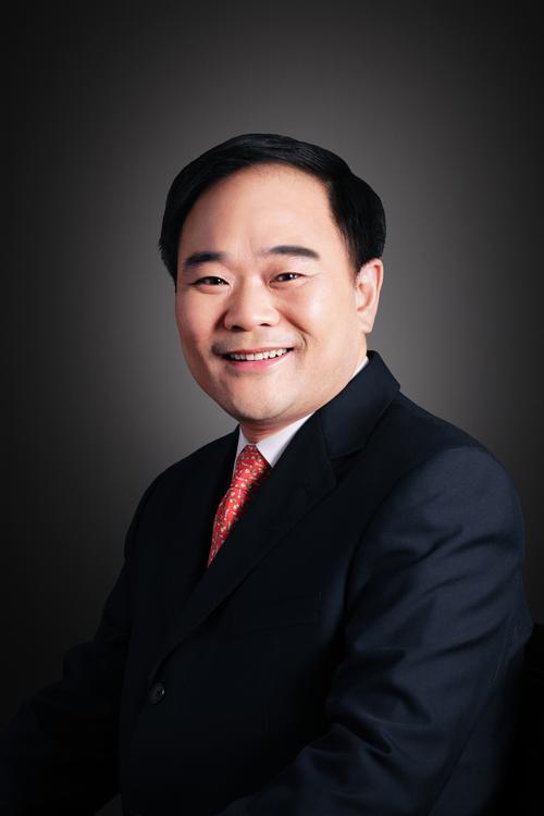 李书福两会议案出炉：建议推广应用甲醇汽车，加大换电体系建设