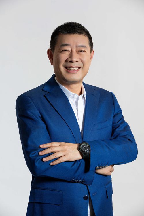 全国人大代表冷友斌：建议将“耕地肥沃”纳入乡村振兴指标体系