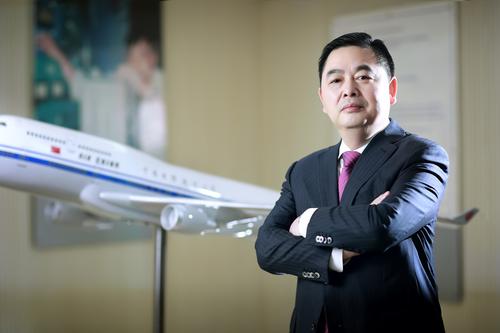 全国人大代表、海特集团董事长李飚：建议出台相应配套措施，完善公民个人信息泄露的追责与赔偿机制