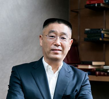 全国人大代表、蓝光控股集团董事局主席杨铿：完善相关配套措施，促进中小企业驶入发展“快车道”