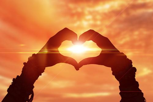 两颗百亿级大雷齐爆！A股超尴尬：任泽平联手基金大佬“谈情说爱”？