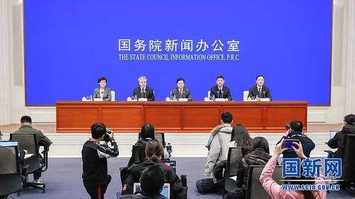 热搜！处置账号13.4亿个，封禁主播7200余名...这场“清朗发布会”，信息量很大