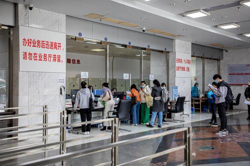 信用卡、房贷逾期 花两三千元能帮你“洗白”征信？