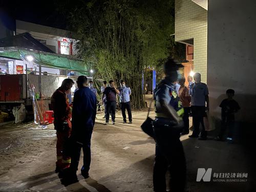 东航事故现场应急通信已完全覆盖 救援仍在进行中