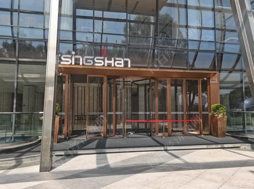 每经记者两地实探青山控股：员工称镍期货事件不影响原料供应