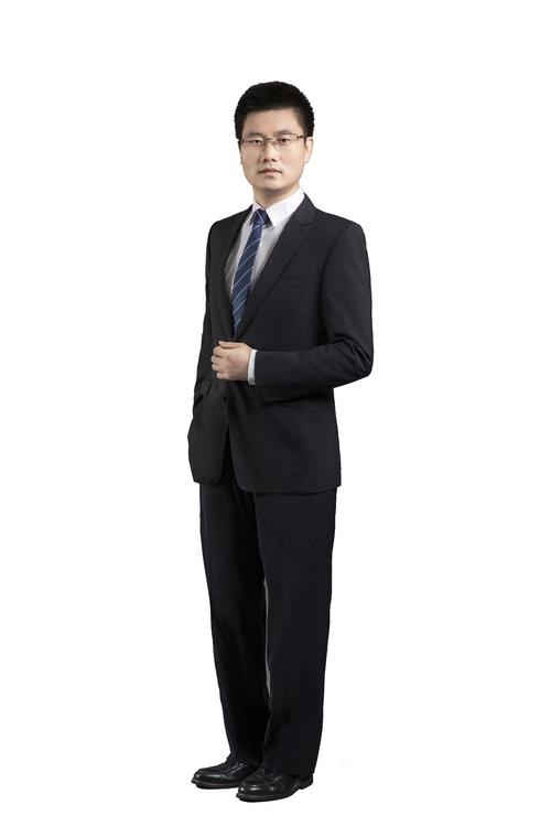 高兵：“守正出奇”的成长赛道洞察者