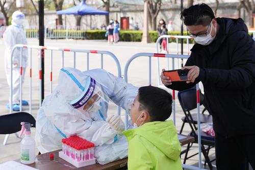 北京昨日新增1例本土确诊病例，在大兴，曾前往外省出差，乘坐这辆高铁返京